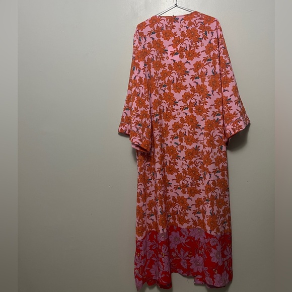 Jessica Simpson Floral Kimono - Picture 4 of 5